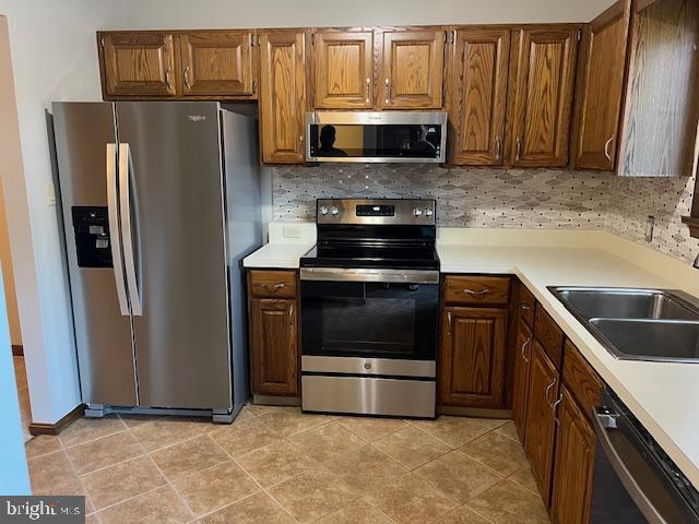 WILDEWOOD - Residential Lease