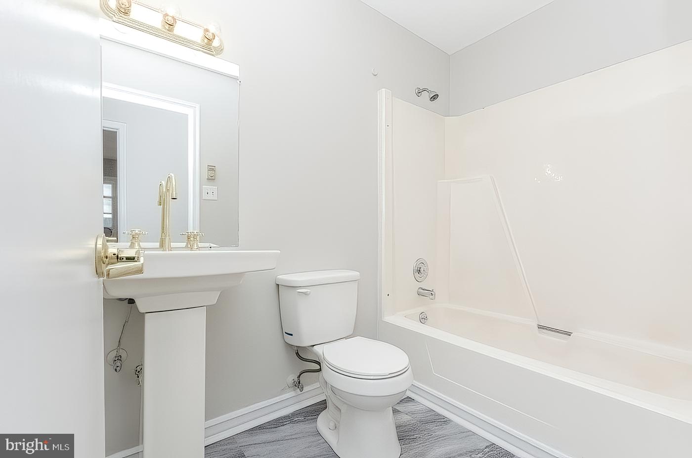 THIRD BATTLE - Residential