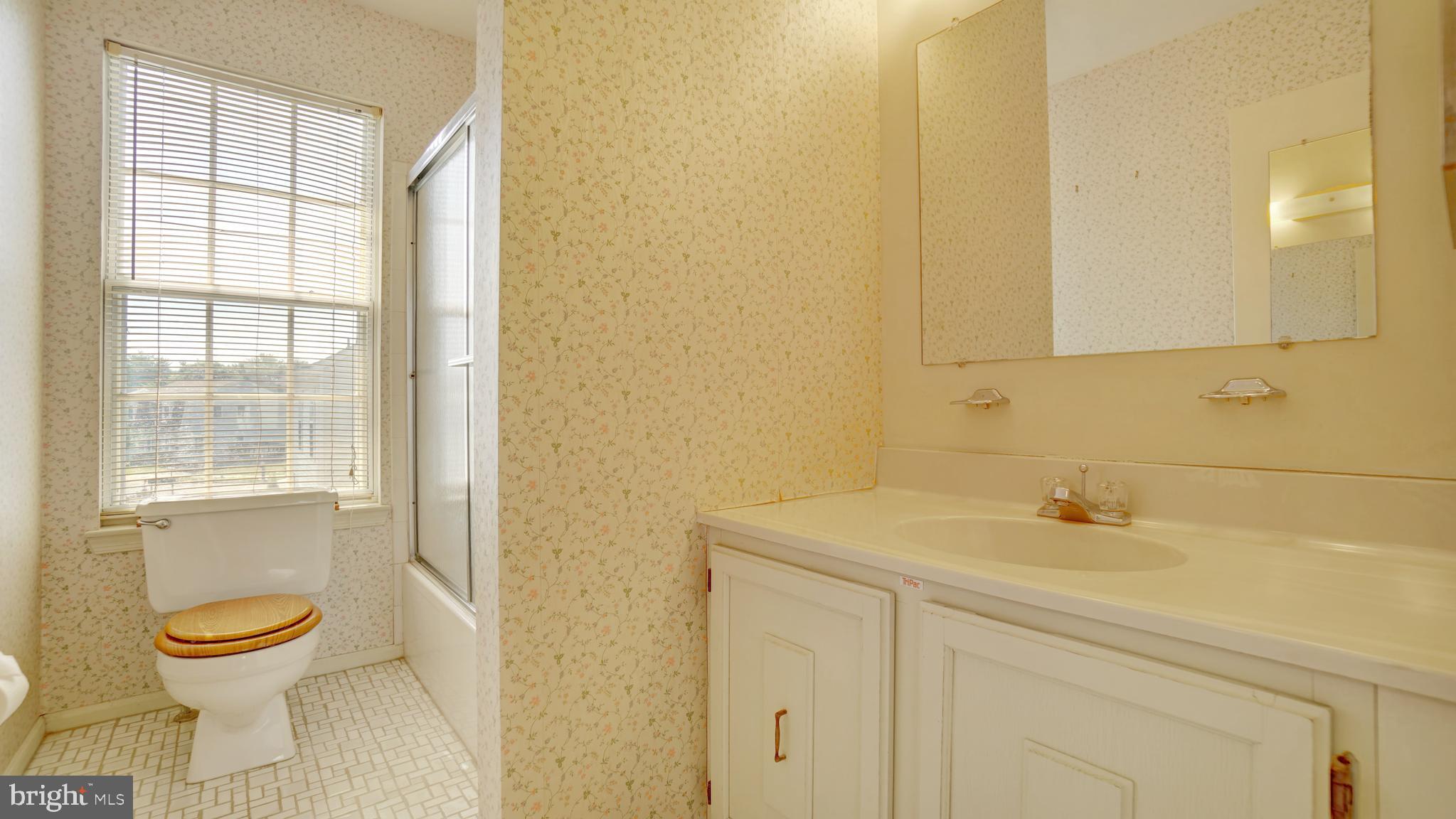 CROFTON VILLAGE - Residential