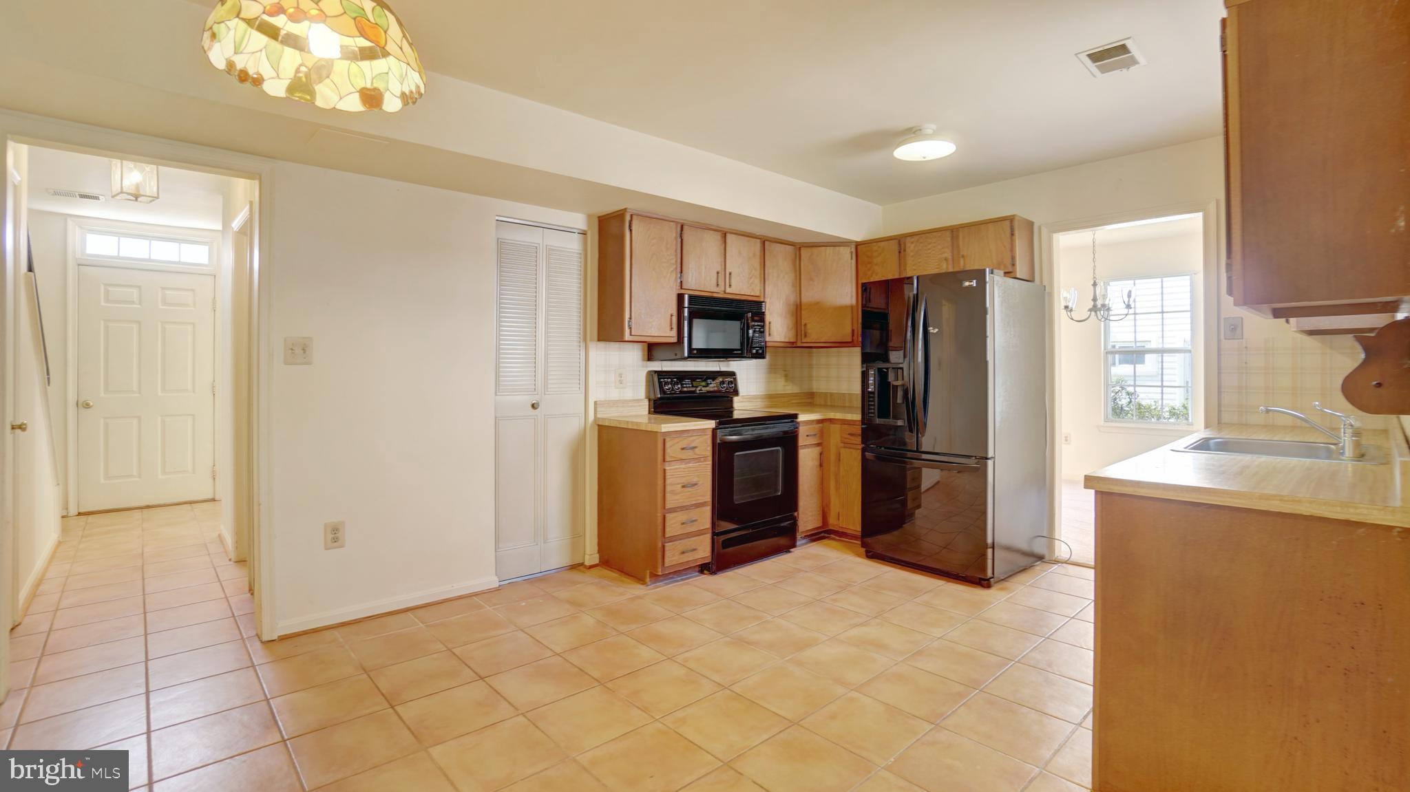 CROFTON VILLAGE - Residential