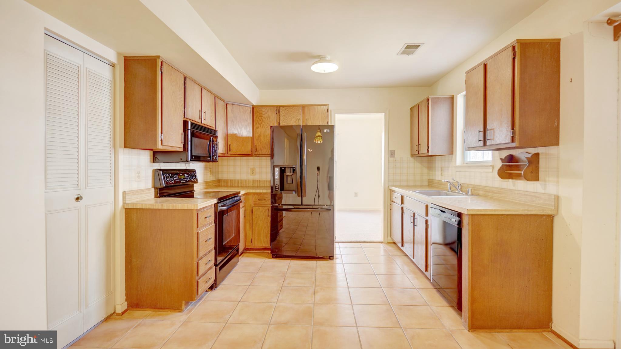 CROFTON VILLAGE - Residential