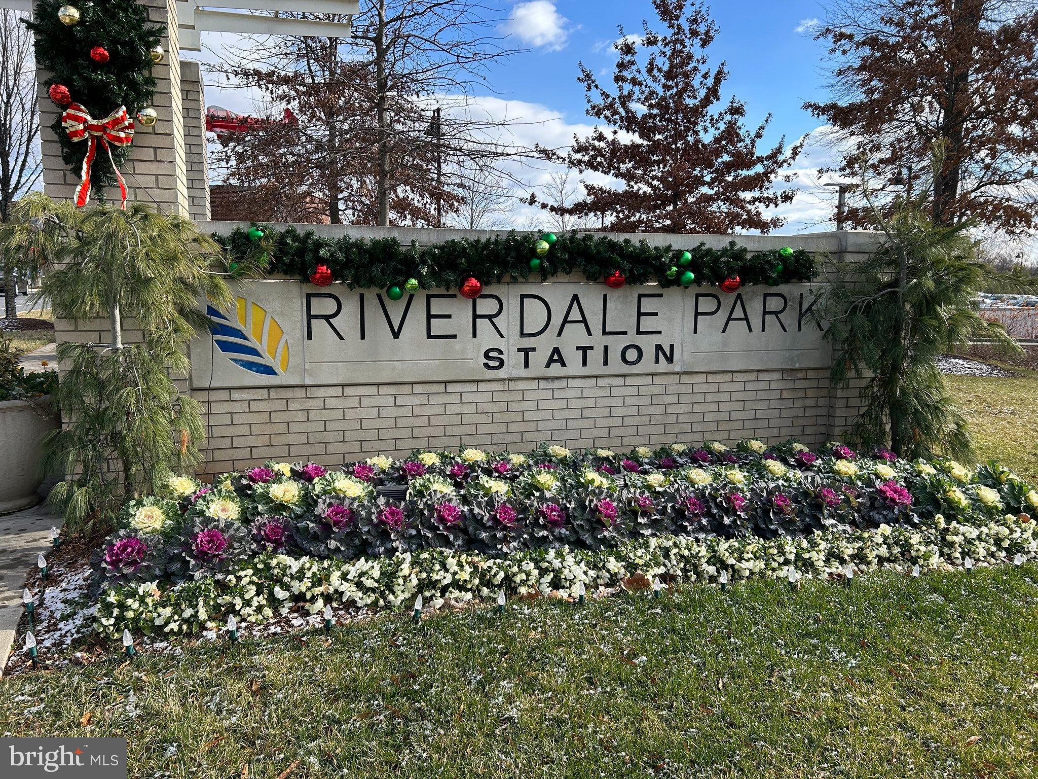 PETTITS ADDN TO HYATTSVI - Residential