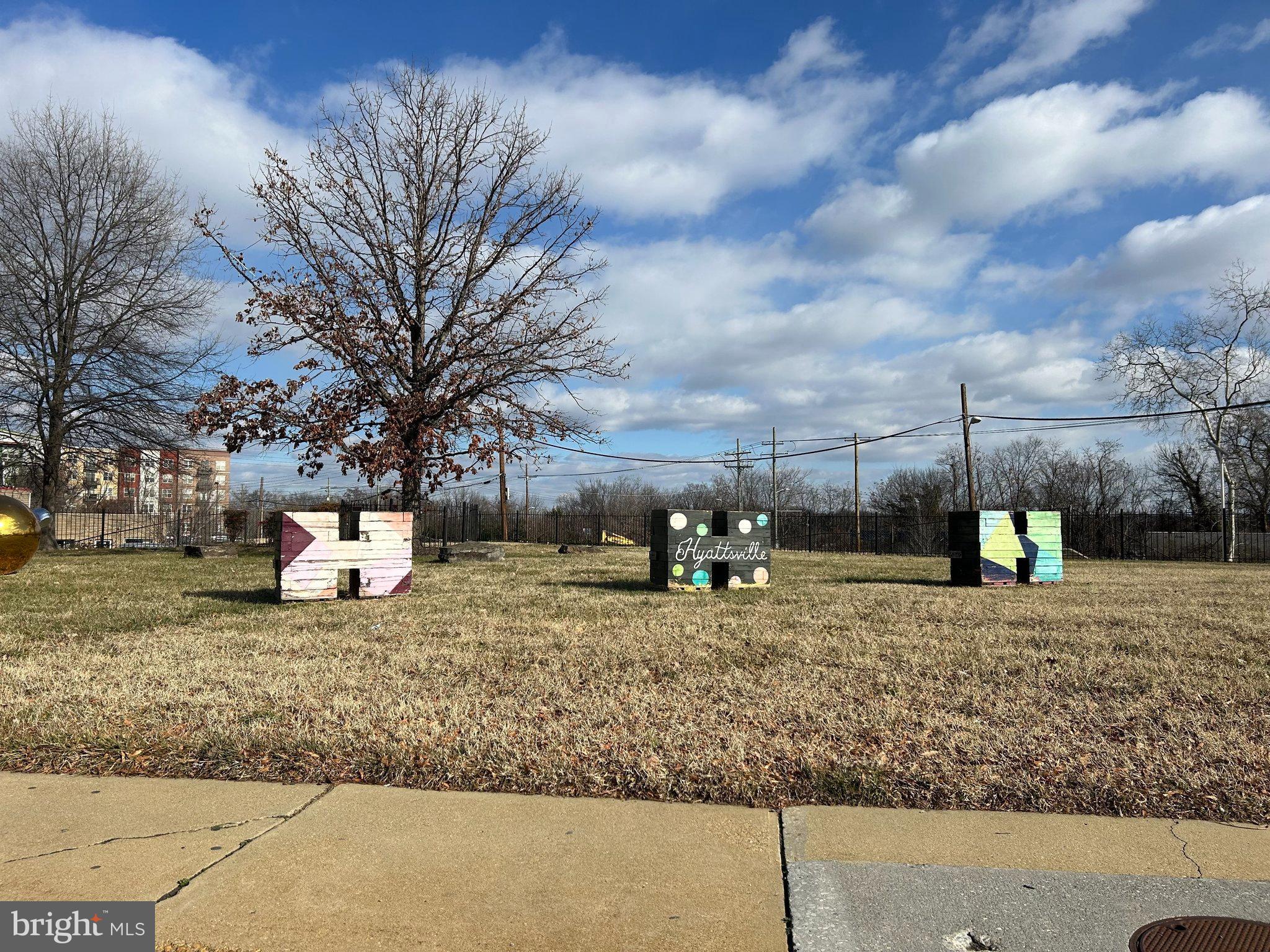 PETTITS ADDN TO HYATTSVI - Residential