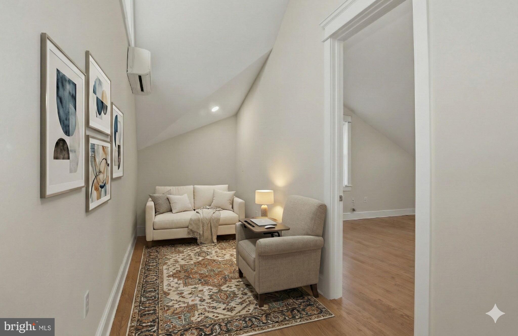 PETTITS ADDN TO HYATTSVI - Residential