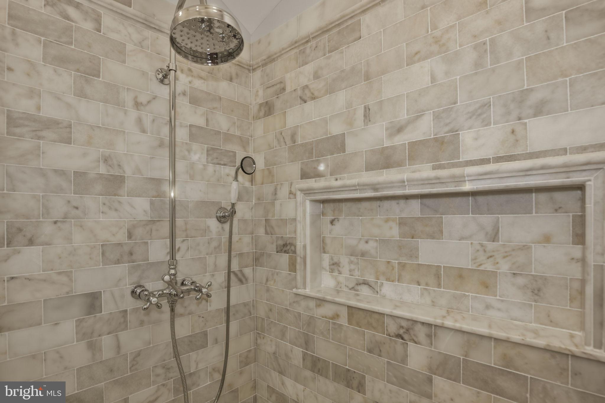 PETTITS ADDN TO HYATTSVI - Residential