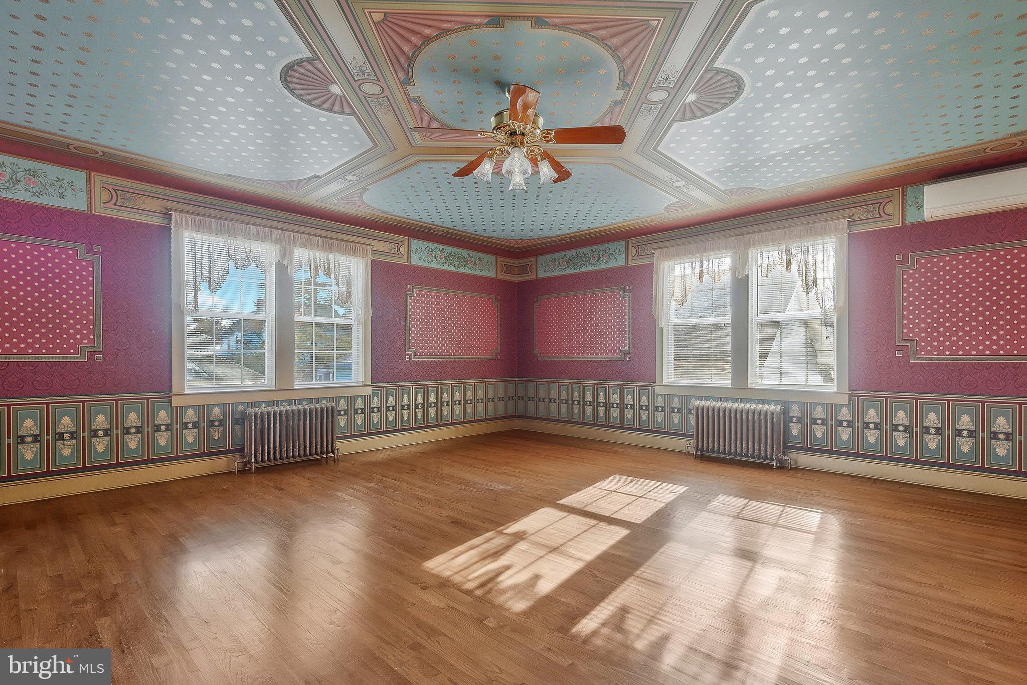 PETTITS ADDN TO HYATTSVI - Residential