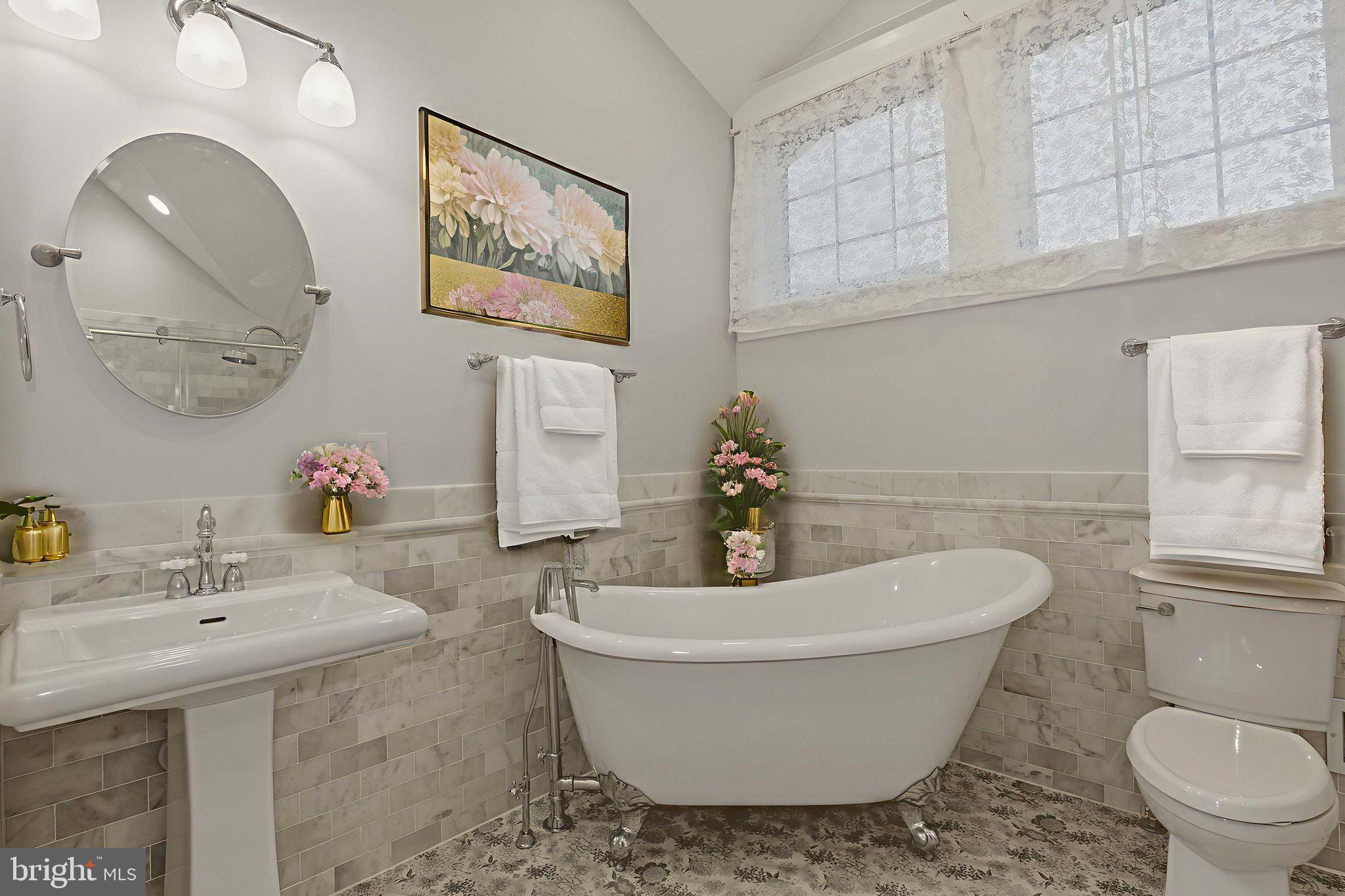 PETTITS ADDN TO HYATTSVI - Residential