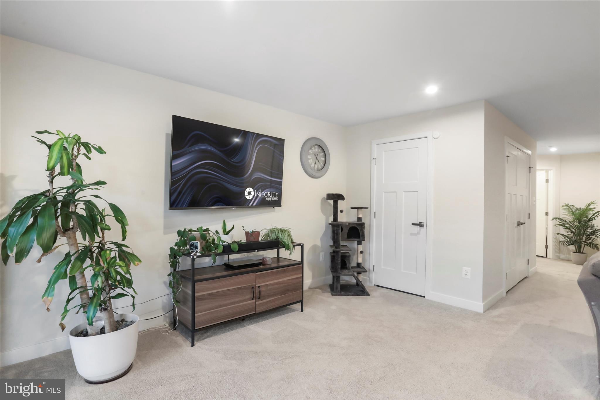 POTOMAC STATION - Residential