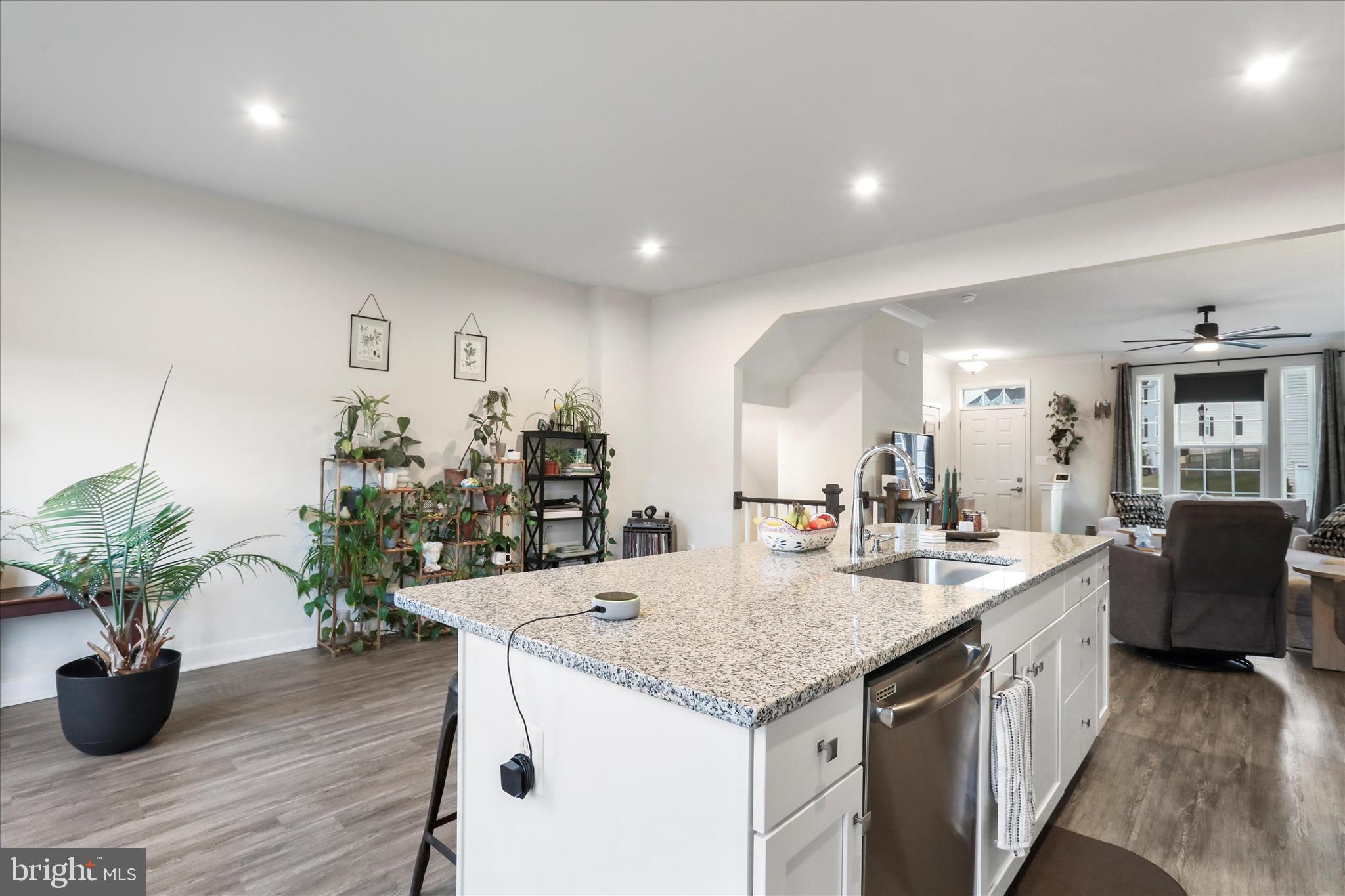 POTOMAC STATION - Residential