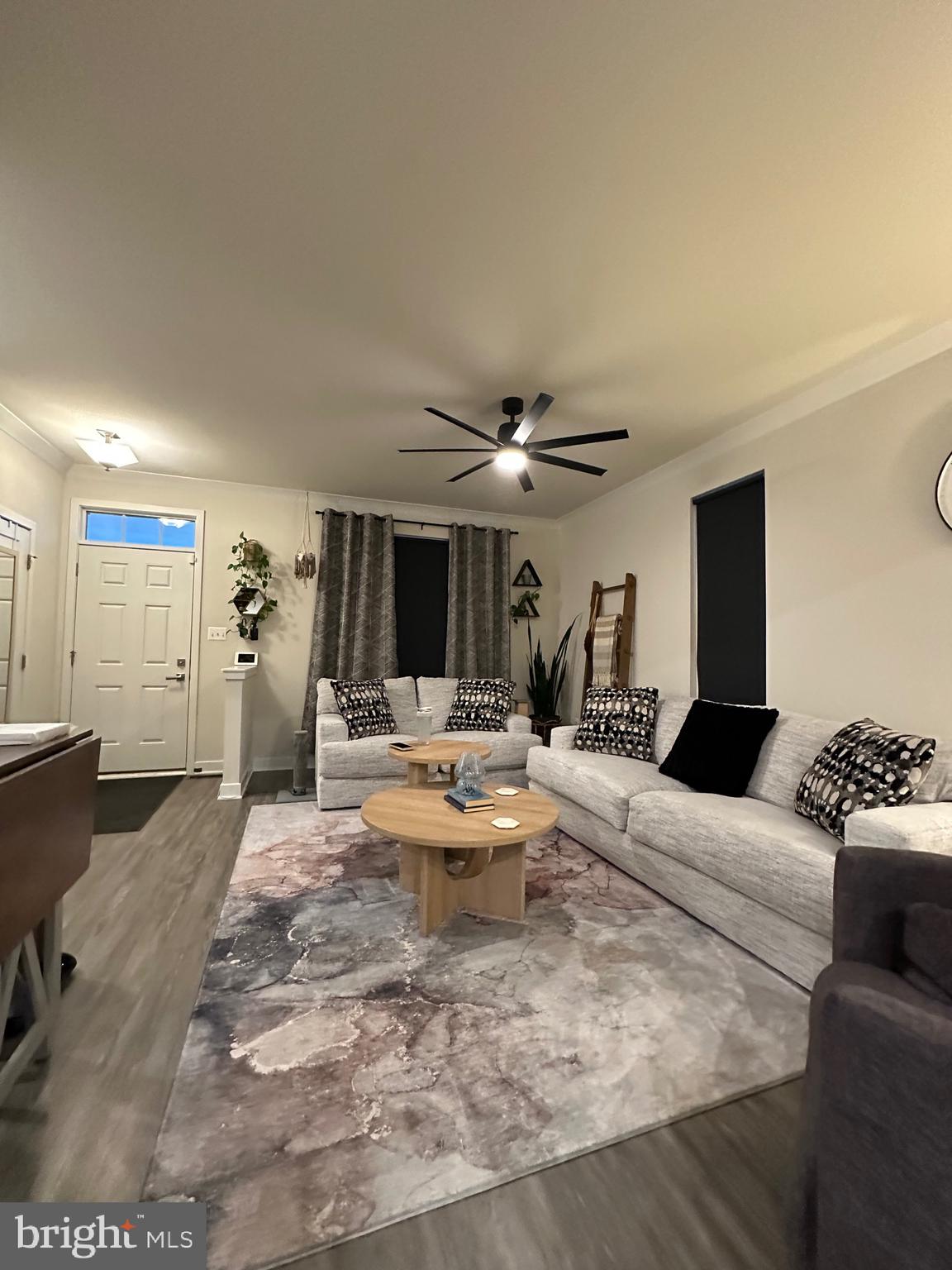 POTOMAC STATION - Residential