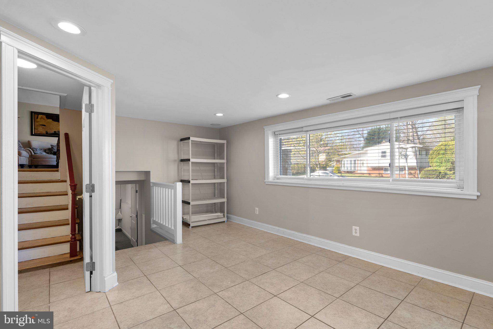 GREENWOOD KNOLLS - Residential