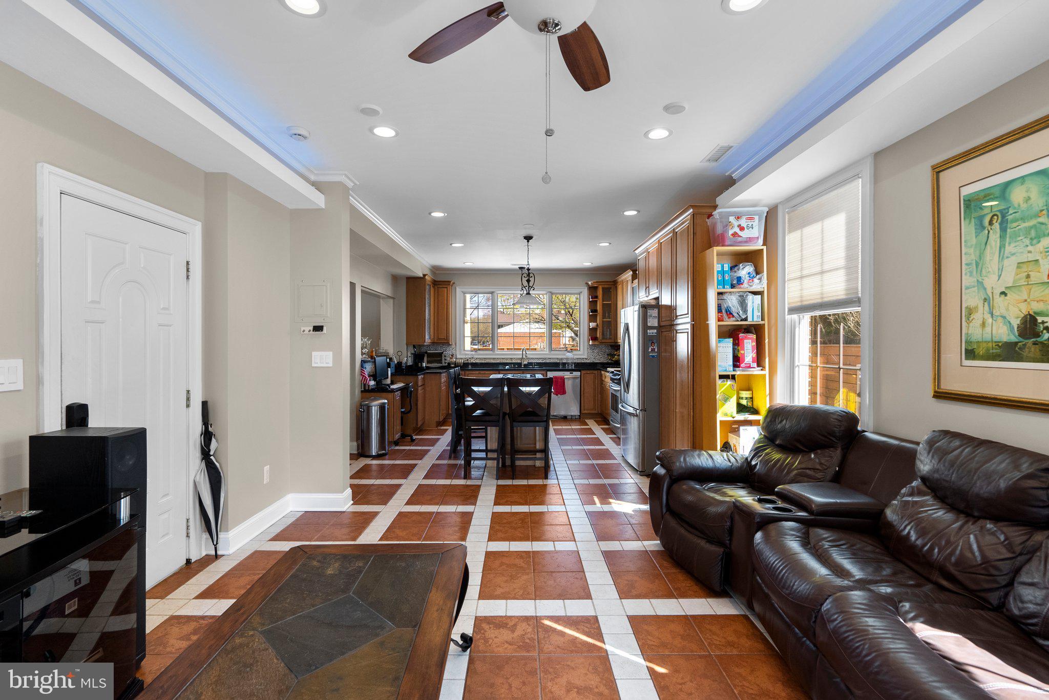 GREENWOOD KNOLLS - Residential