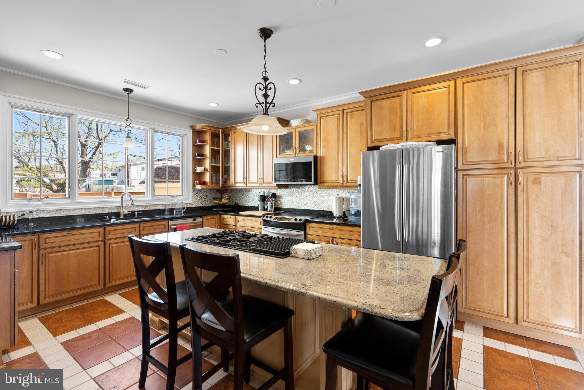 GREENWOOD KNOLLS - Residential