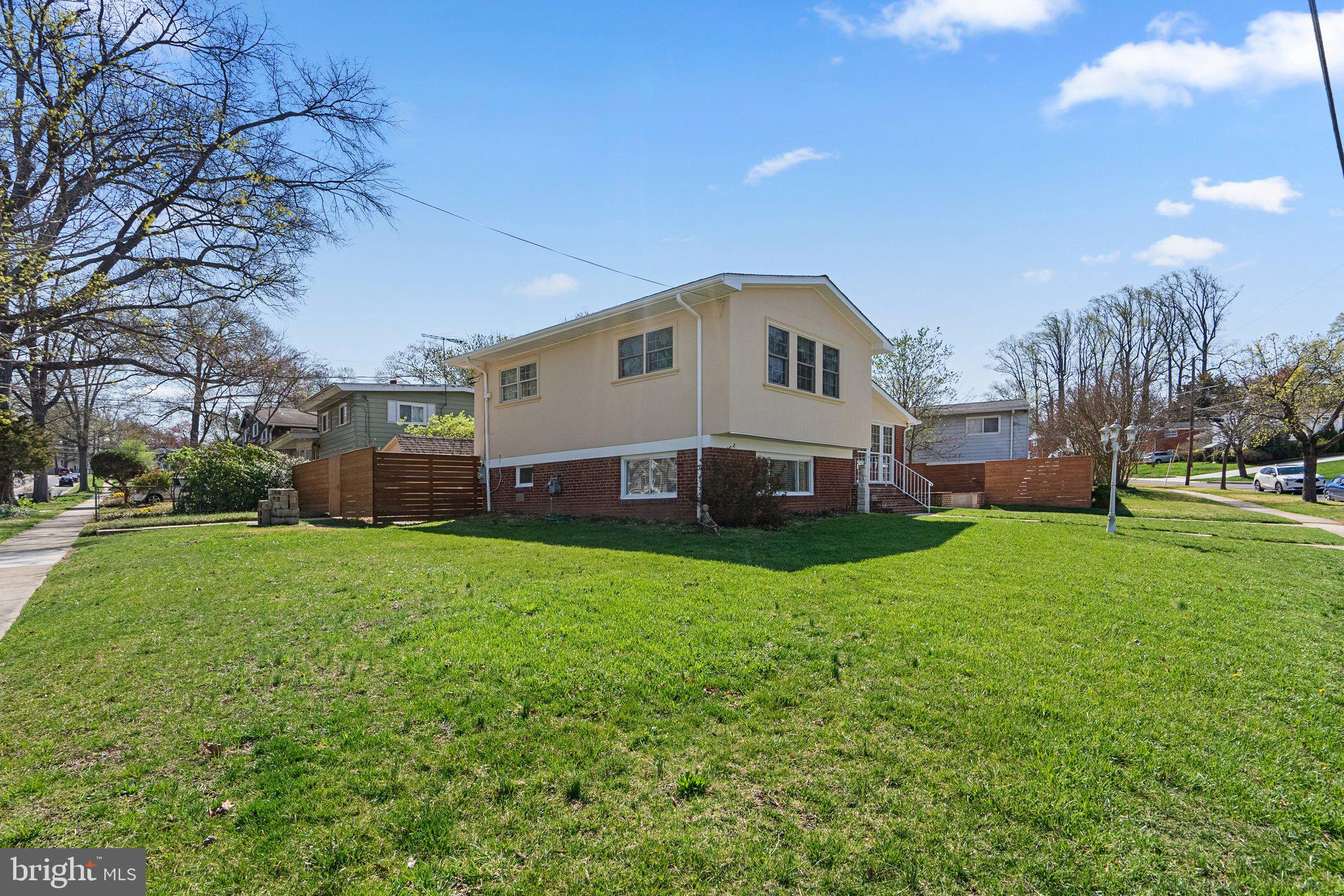 GREENWOOD KNOLLS - Residential