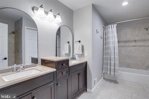 LAFAYETTE VILLAGE - Residential Lease