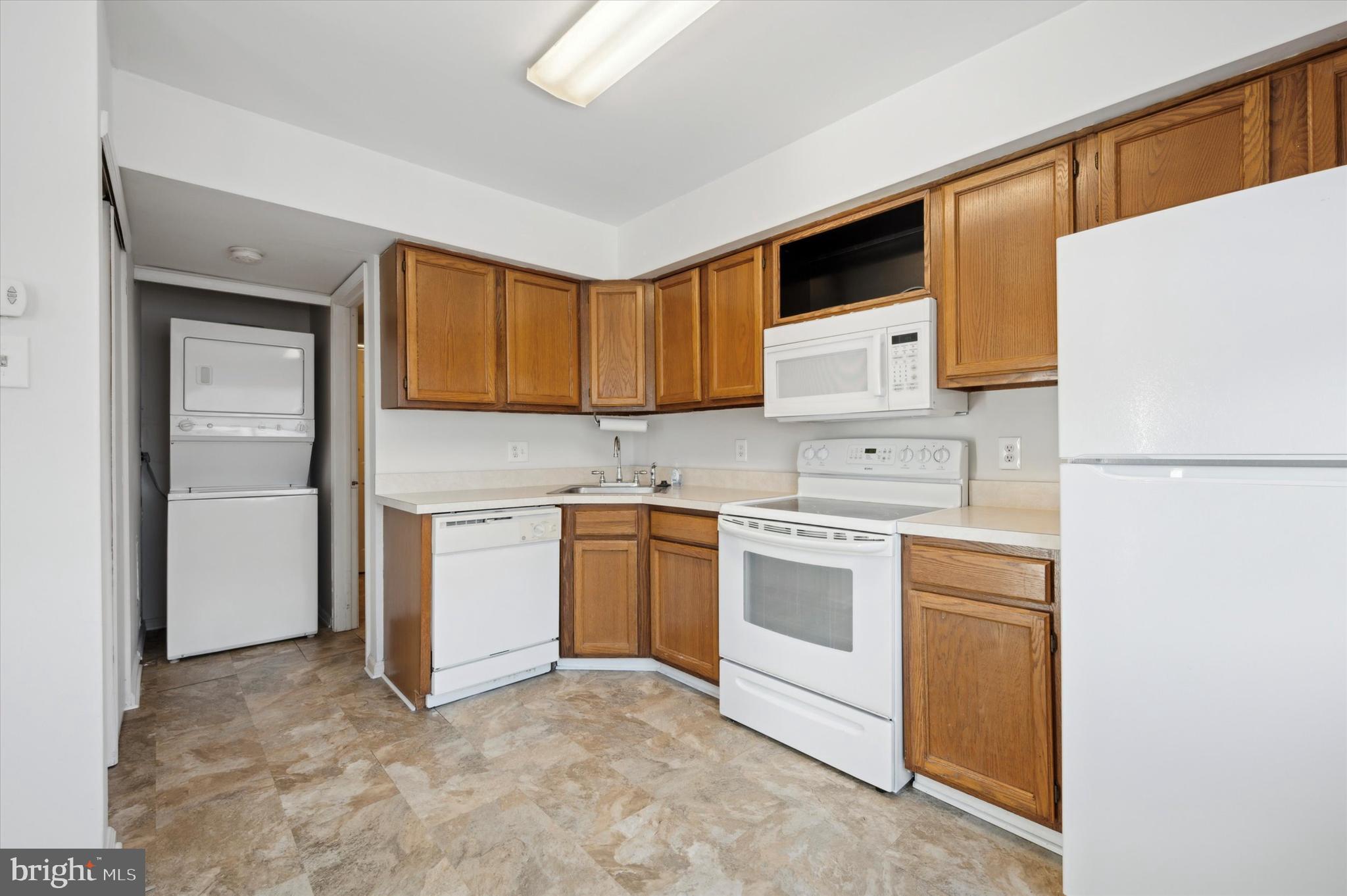 BROOKWOOD - Residential