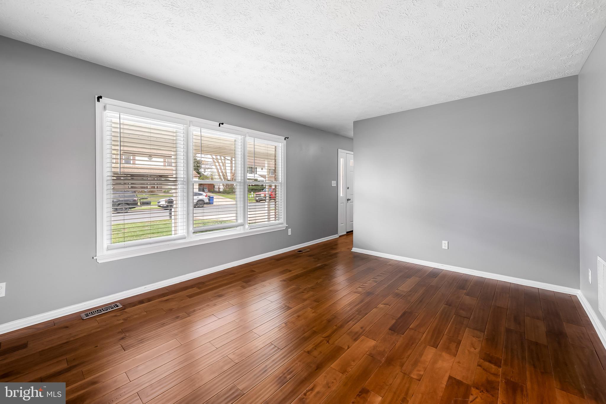 228 HEATHER WAY