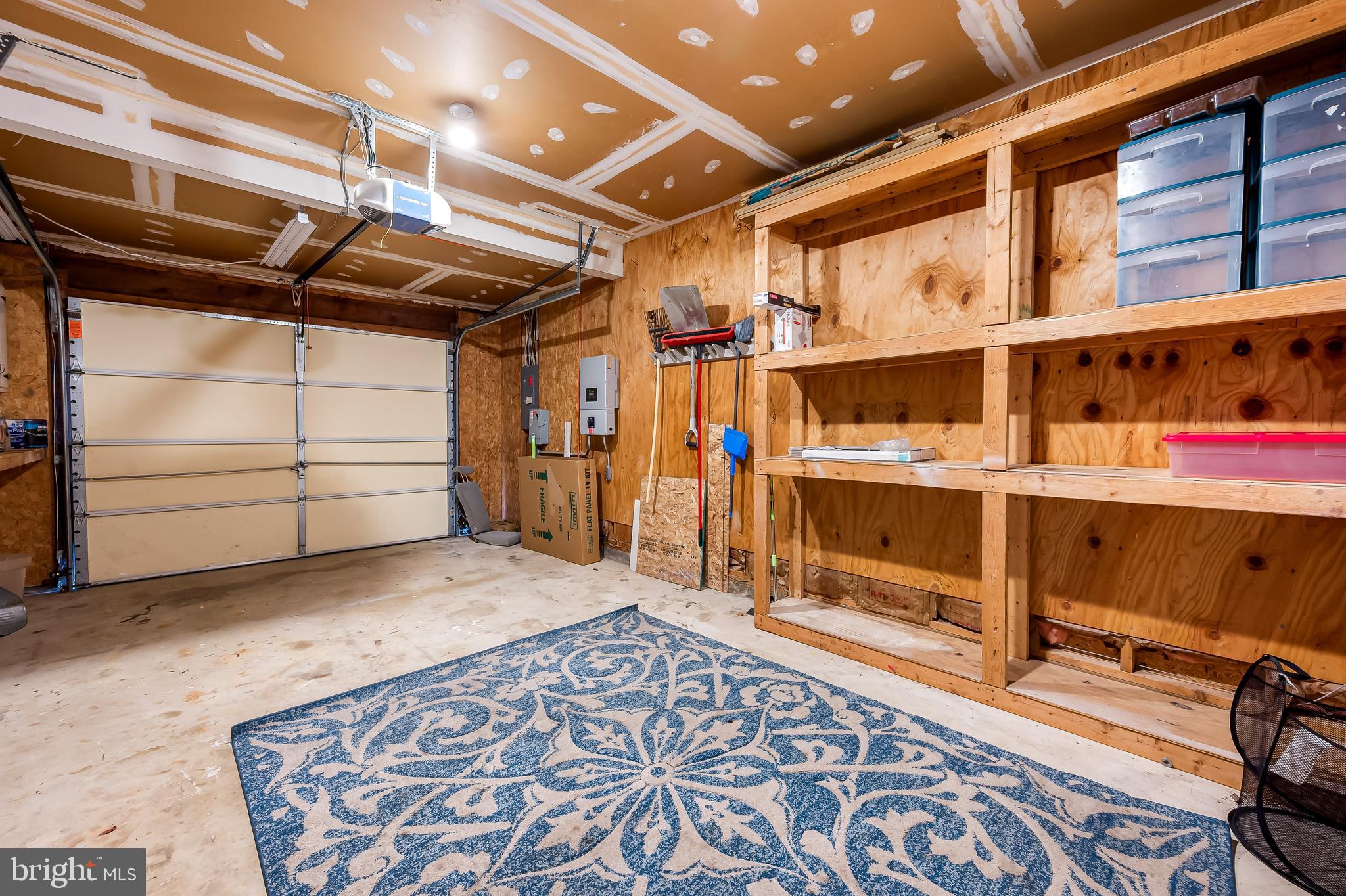 BAY VIEW ESTATES - Residential