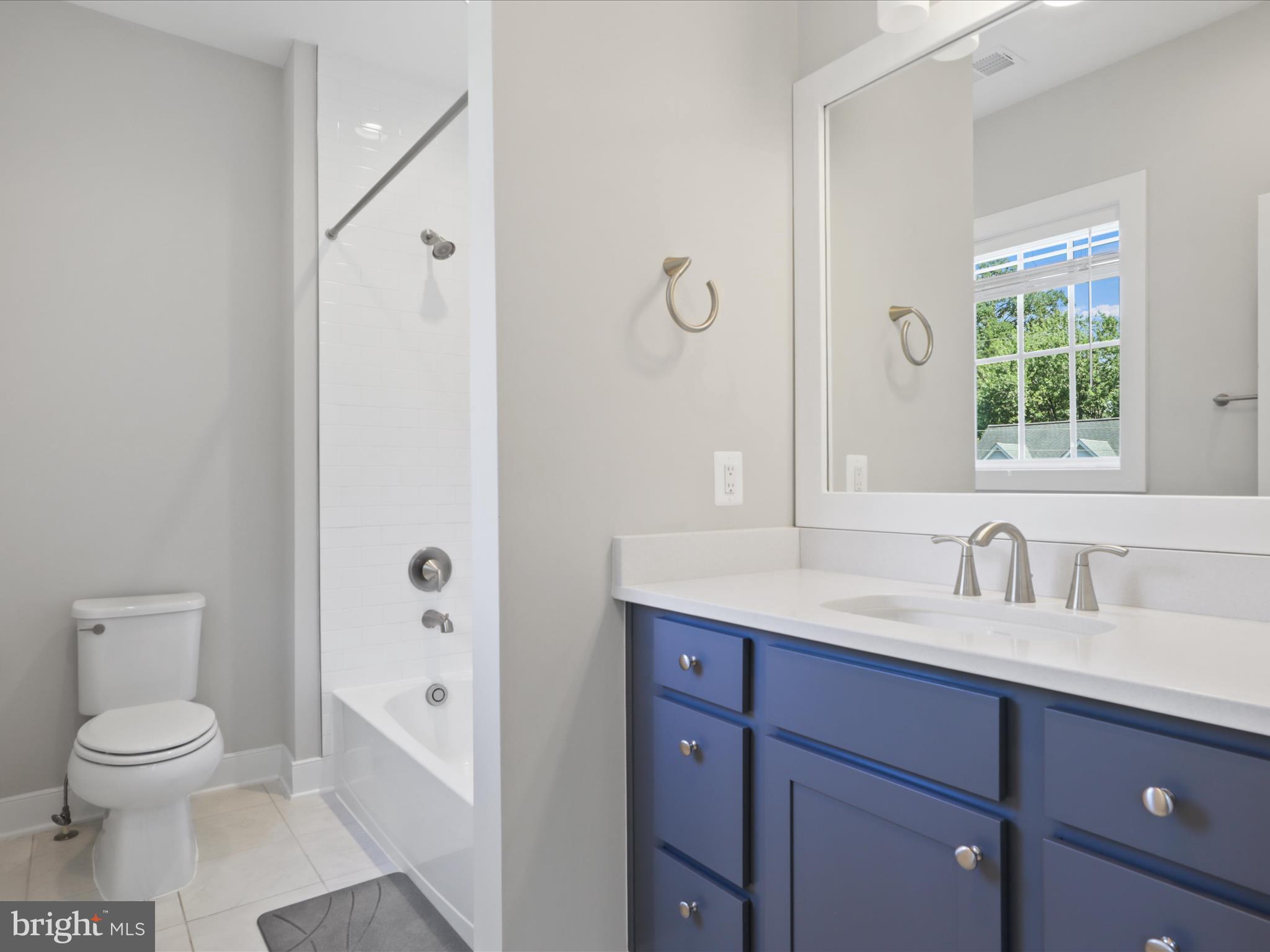 VIENNA WOODS - Residential