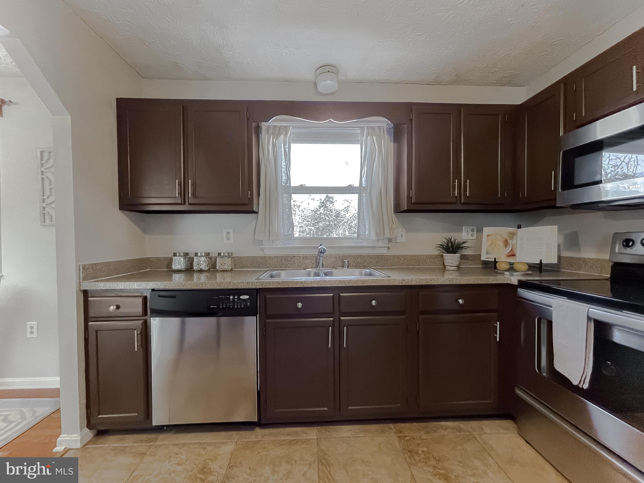 BEECHWOOD ESTATES - Residential