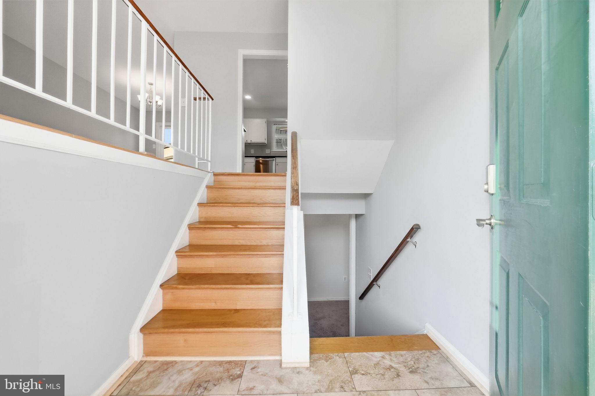9136 MCHENRY LANE