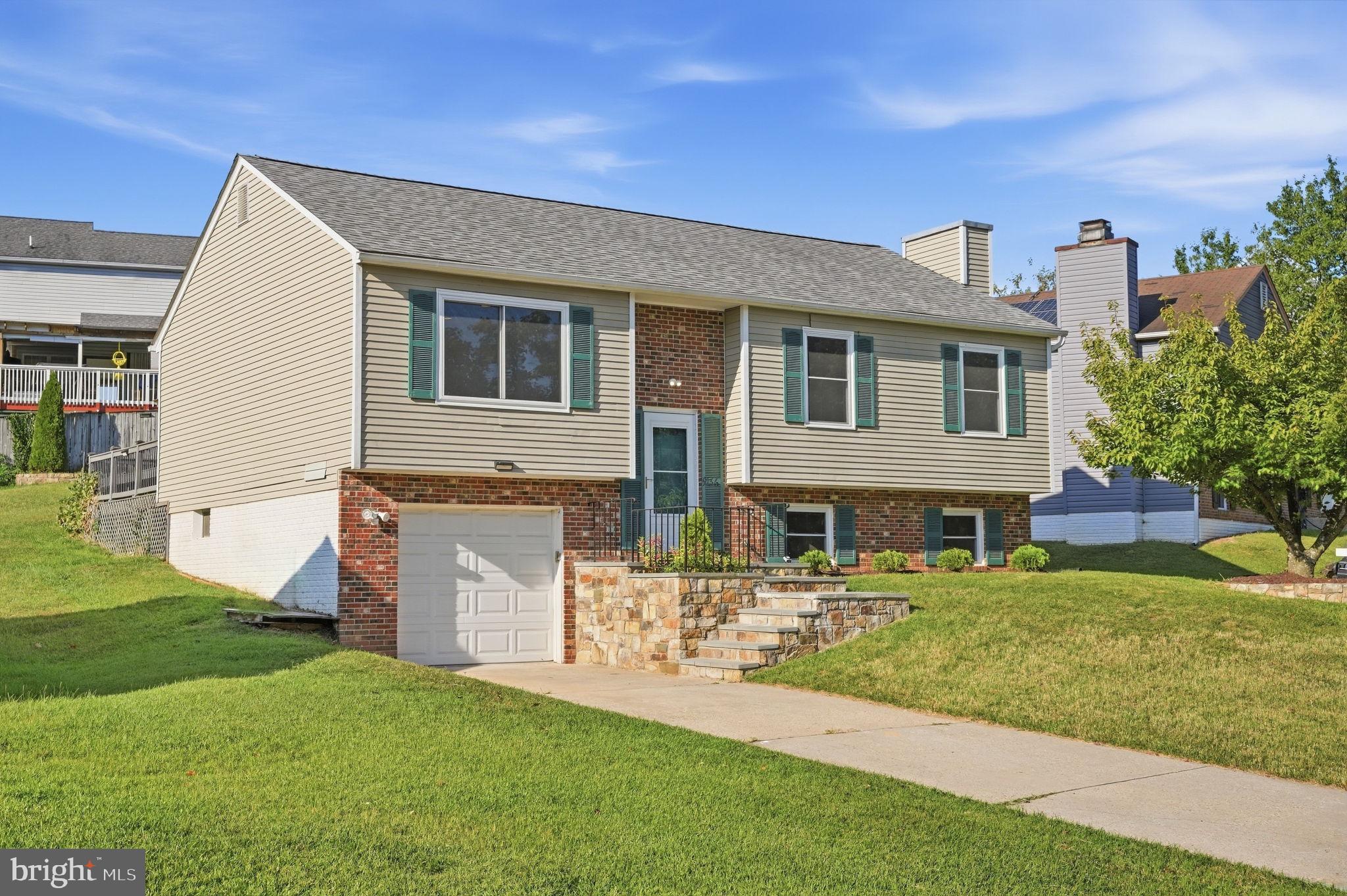 9136 MCHENRY LANE