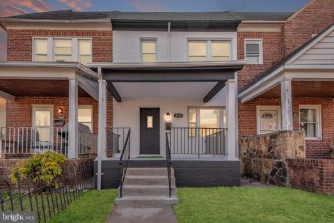 Photo of 2503 Loyola Southway, BALTIMORE, MD 21215 (MLS # MDBA2190264)