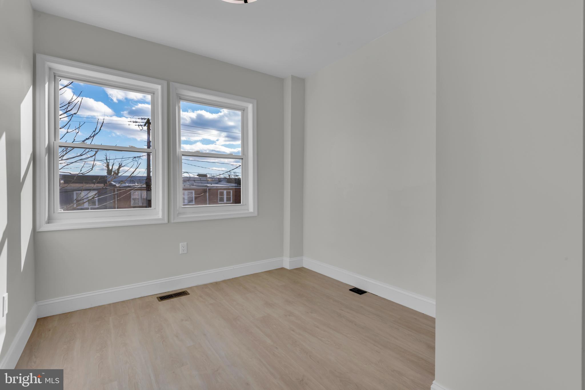 GREENSPRING - Residential