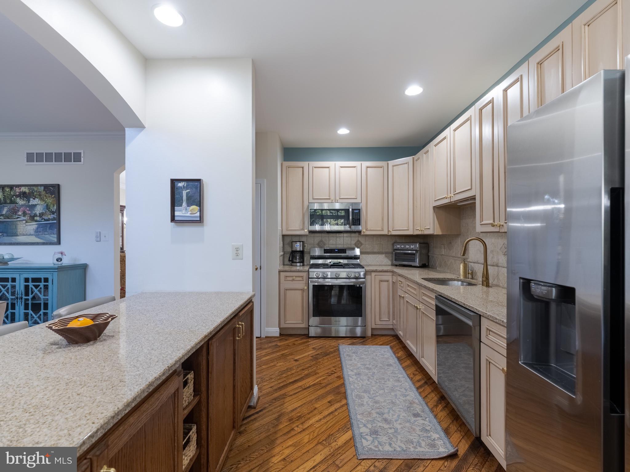 GREYCLIFFE - Residential