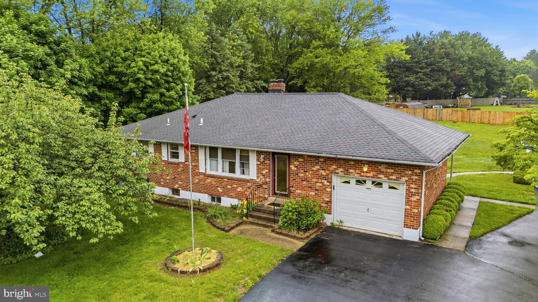 40 RAWLINGS DRIVE