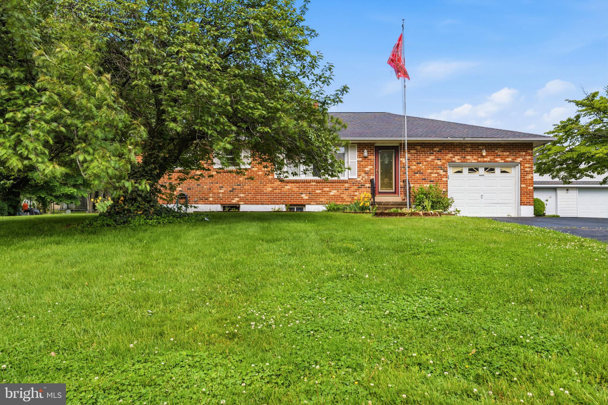 40 RAWLINGS DRIVE
