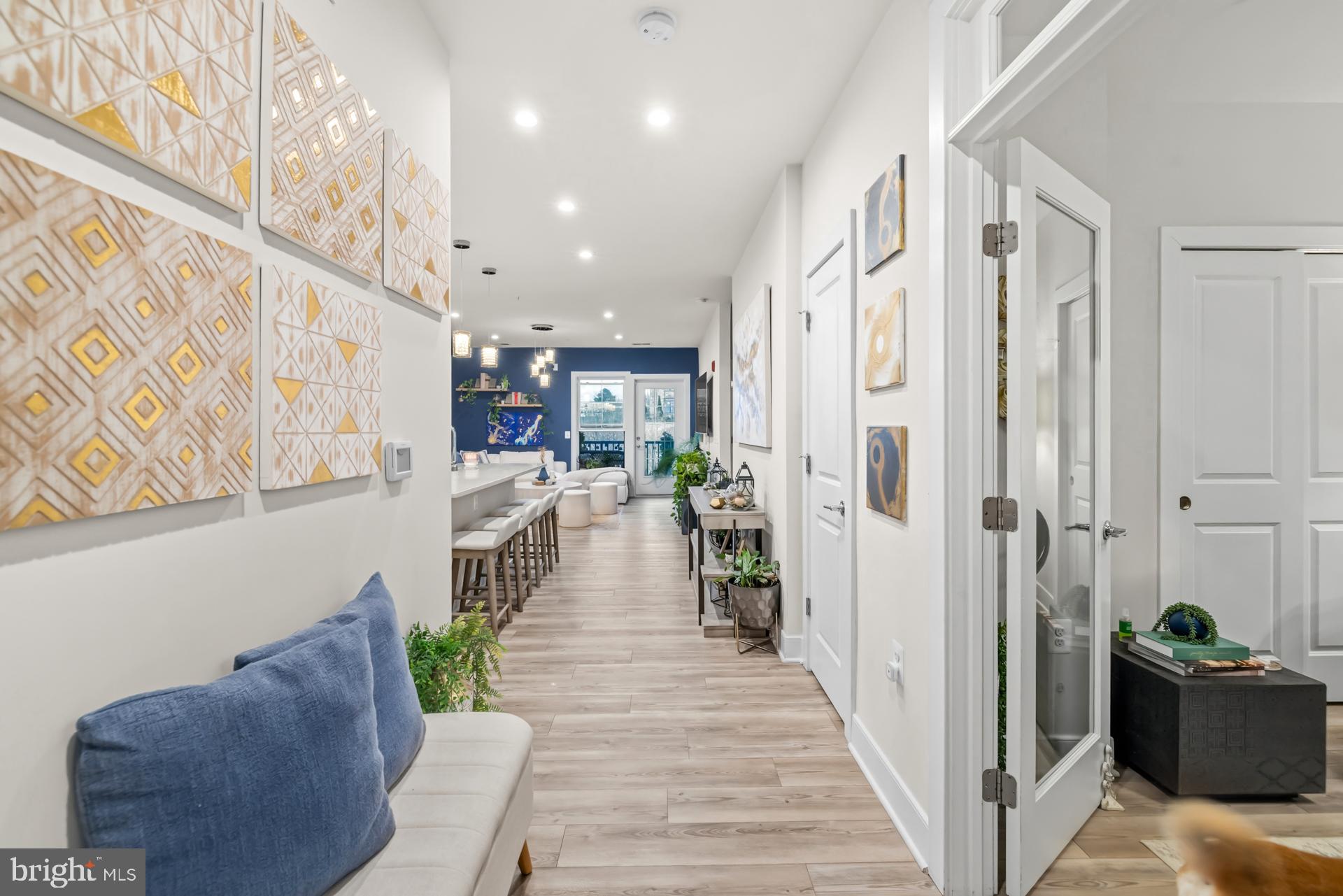 102 SAINT IVES PLACE 404