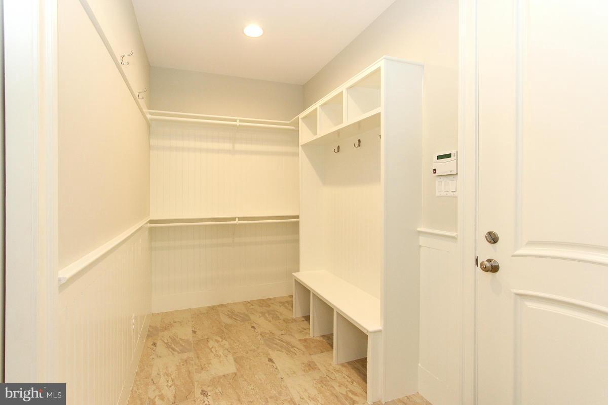 BRADMOOR - Residential