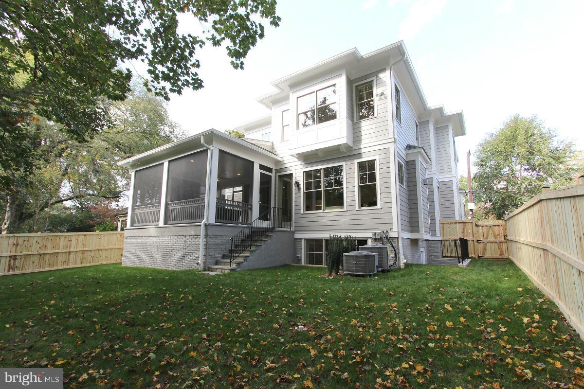 BRADMOOR - Residential