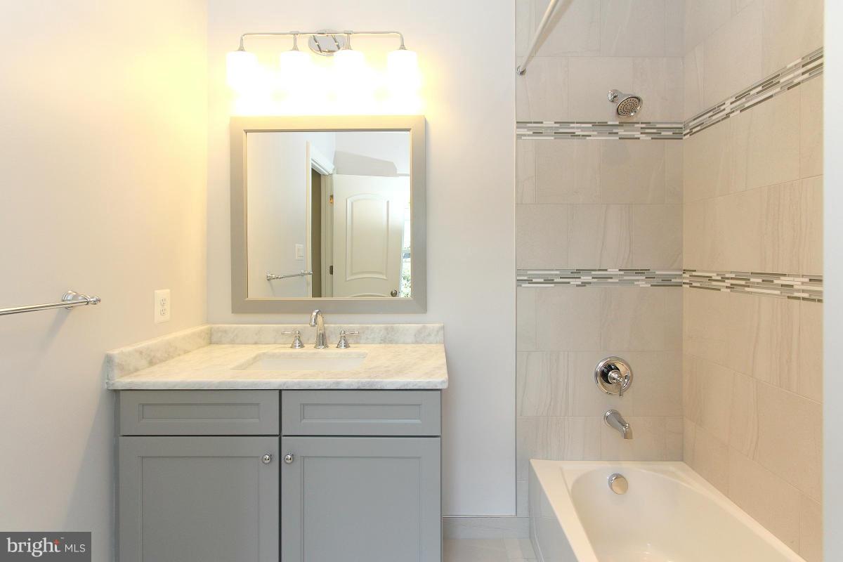 BRADMOOR - Residential