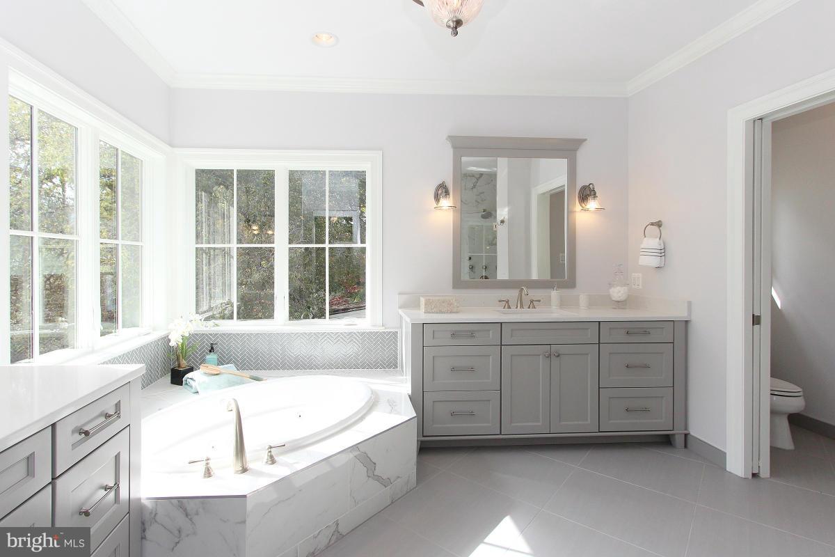 BRADMOOR - Residential