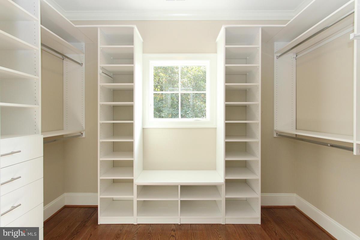 BRADMOOR - Residential