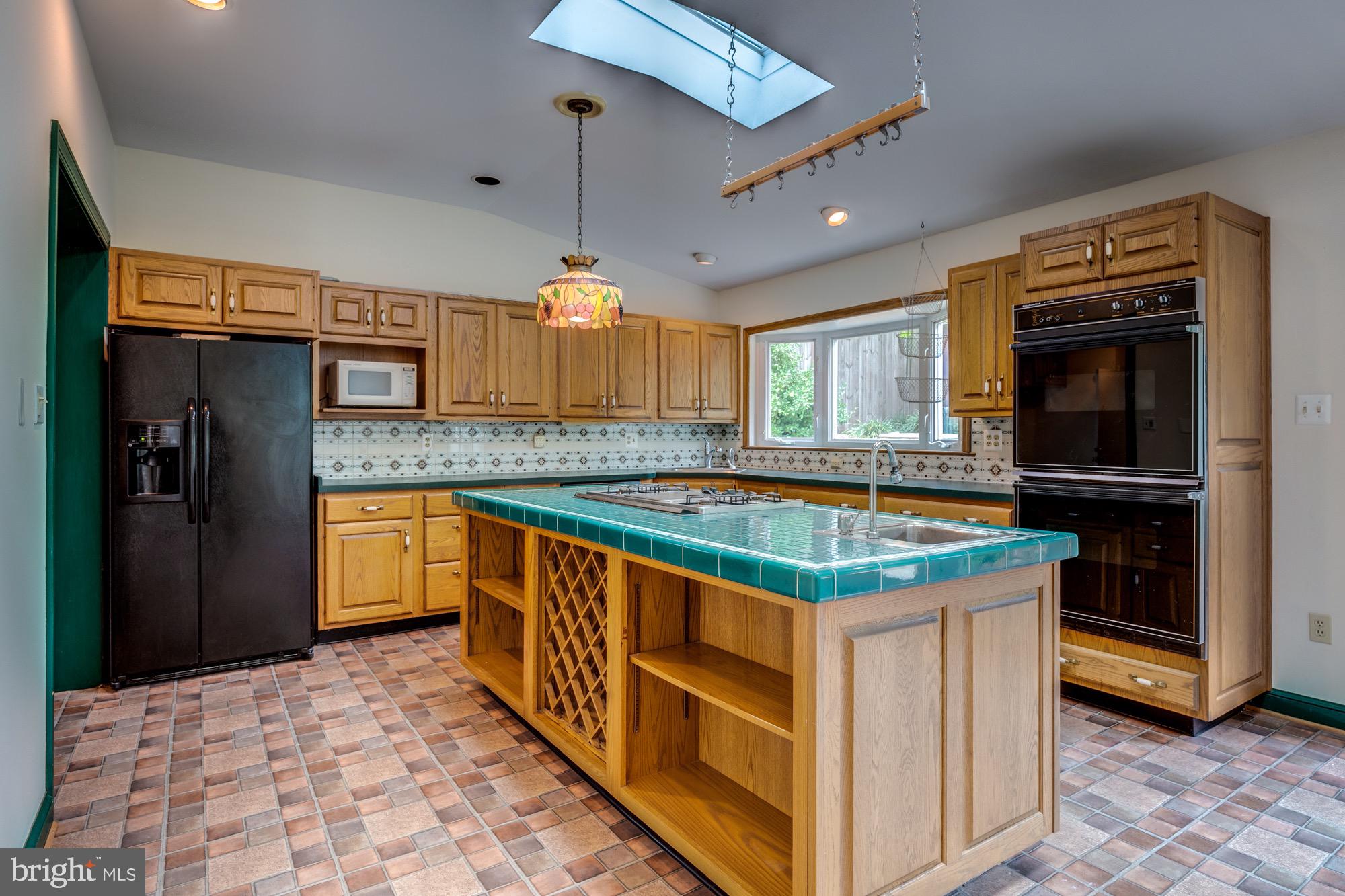 OAKCREST - Residential Lease