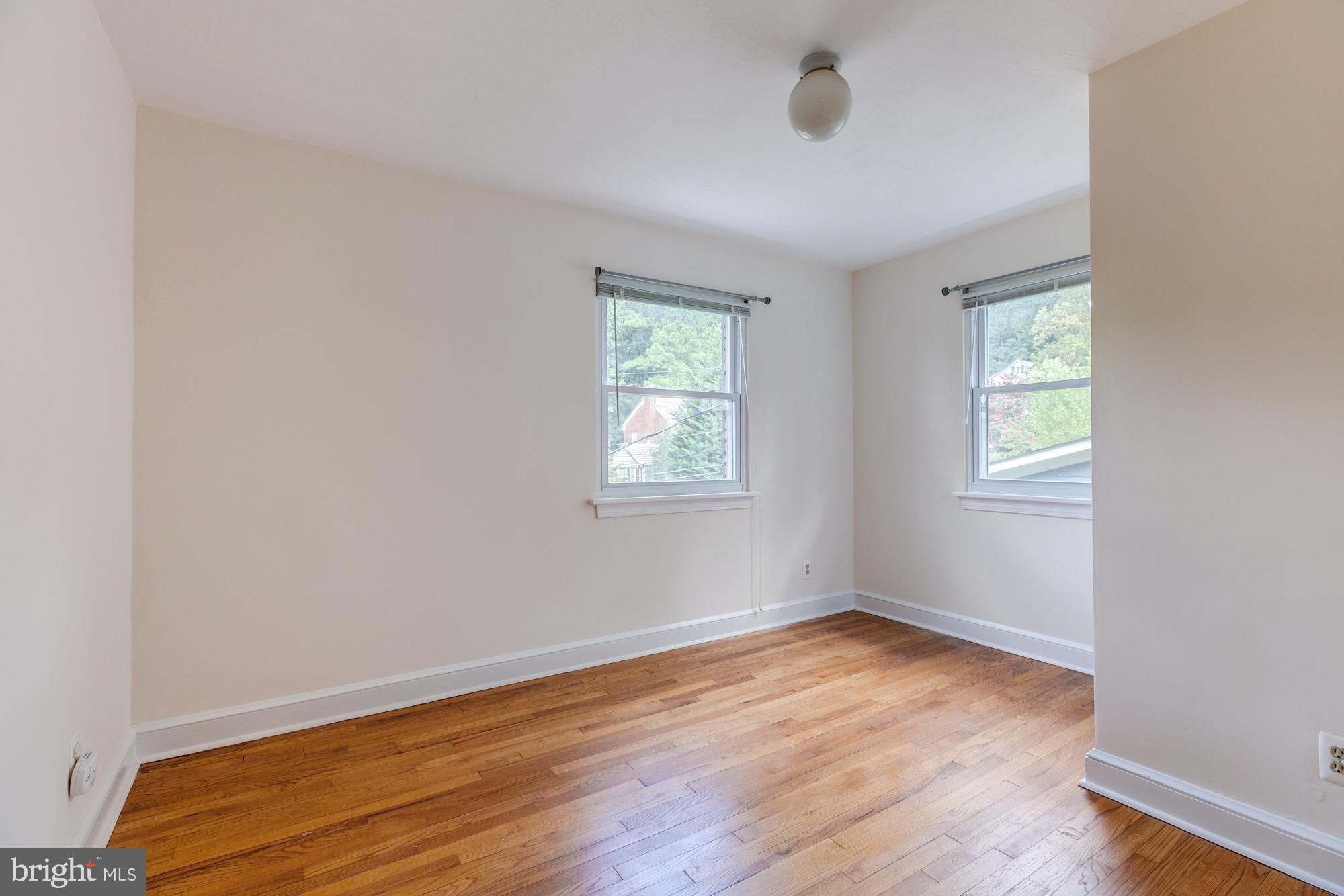 OAKCREST - Residential Lease