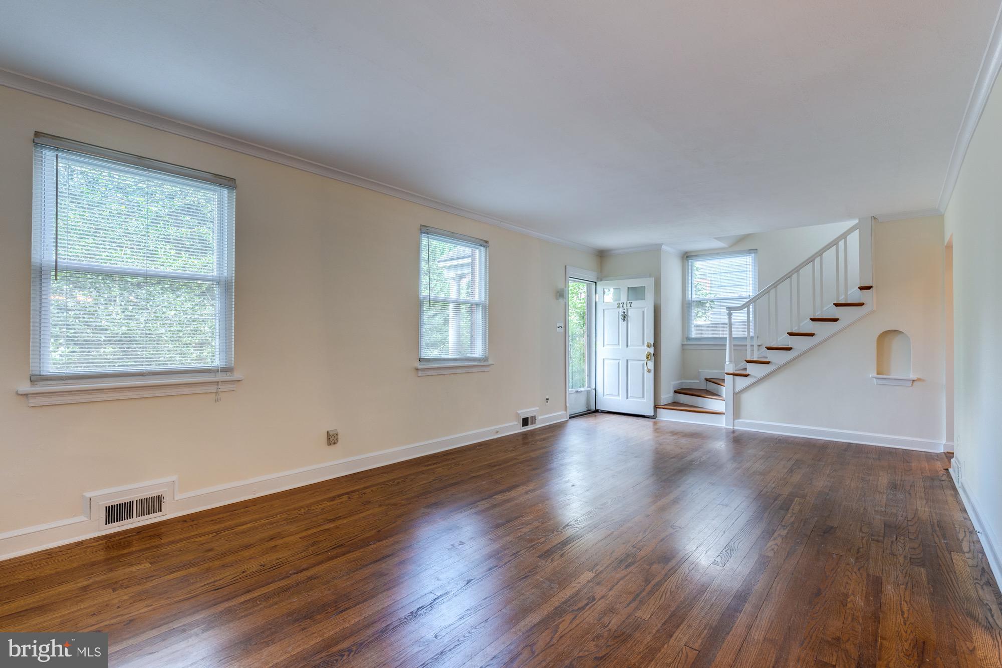 OAKCREST - Residential Lease