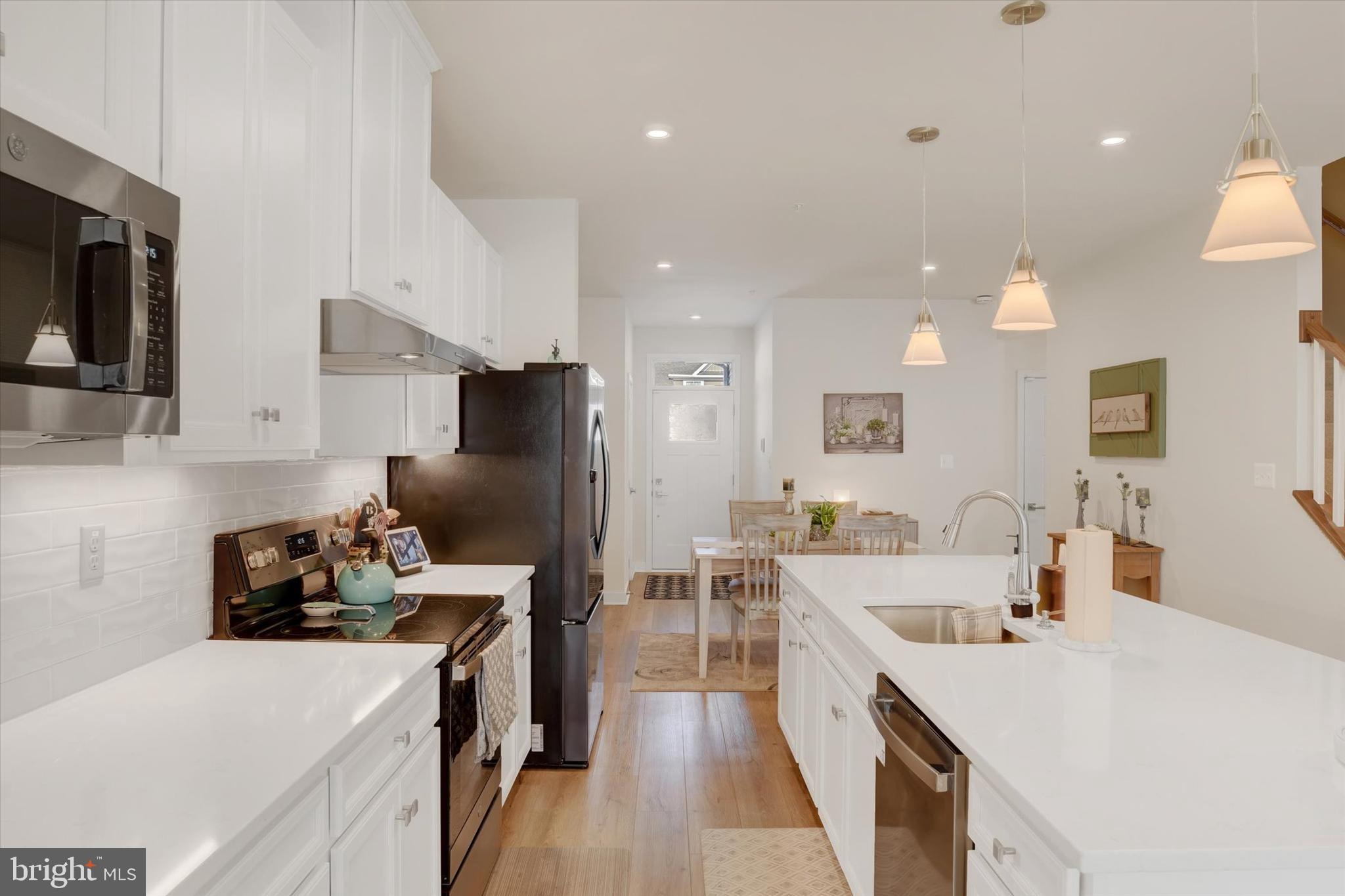 BLUE RIDGE PARK - Residential