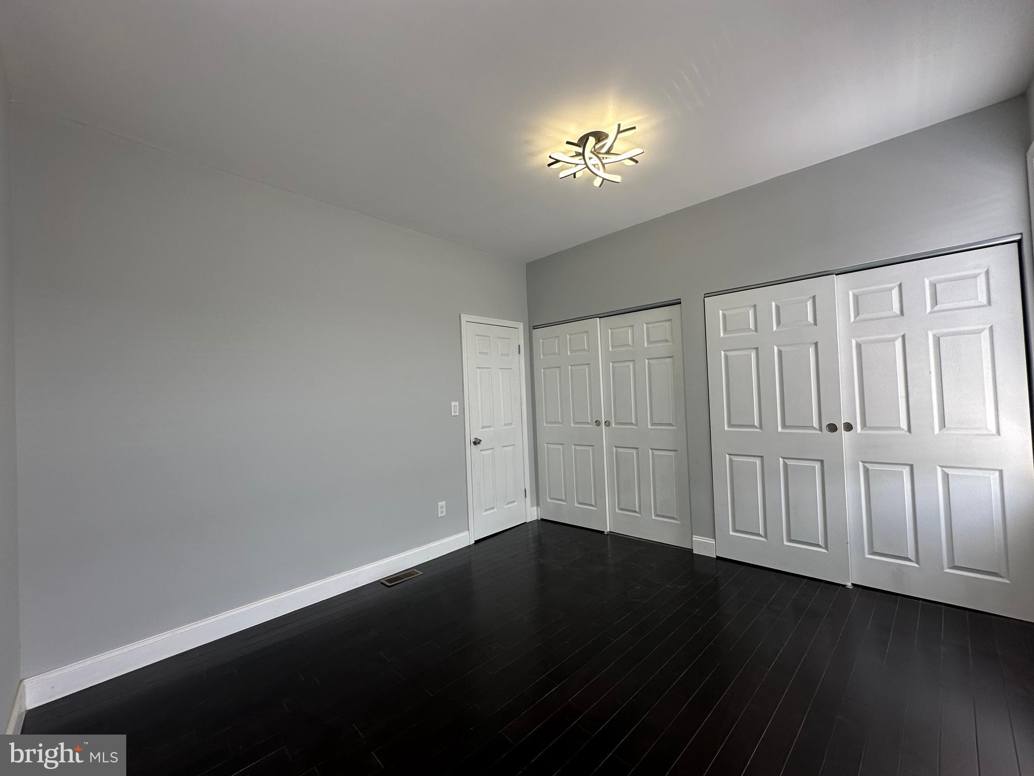 PHILADELPHIA (SOUTH) - Residential