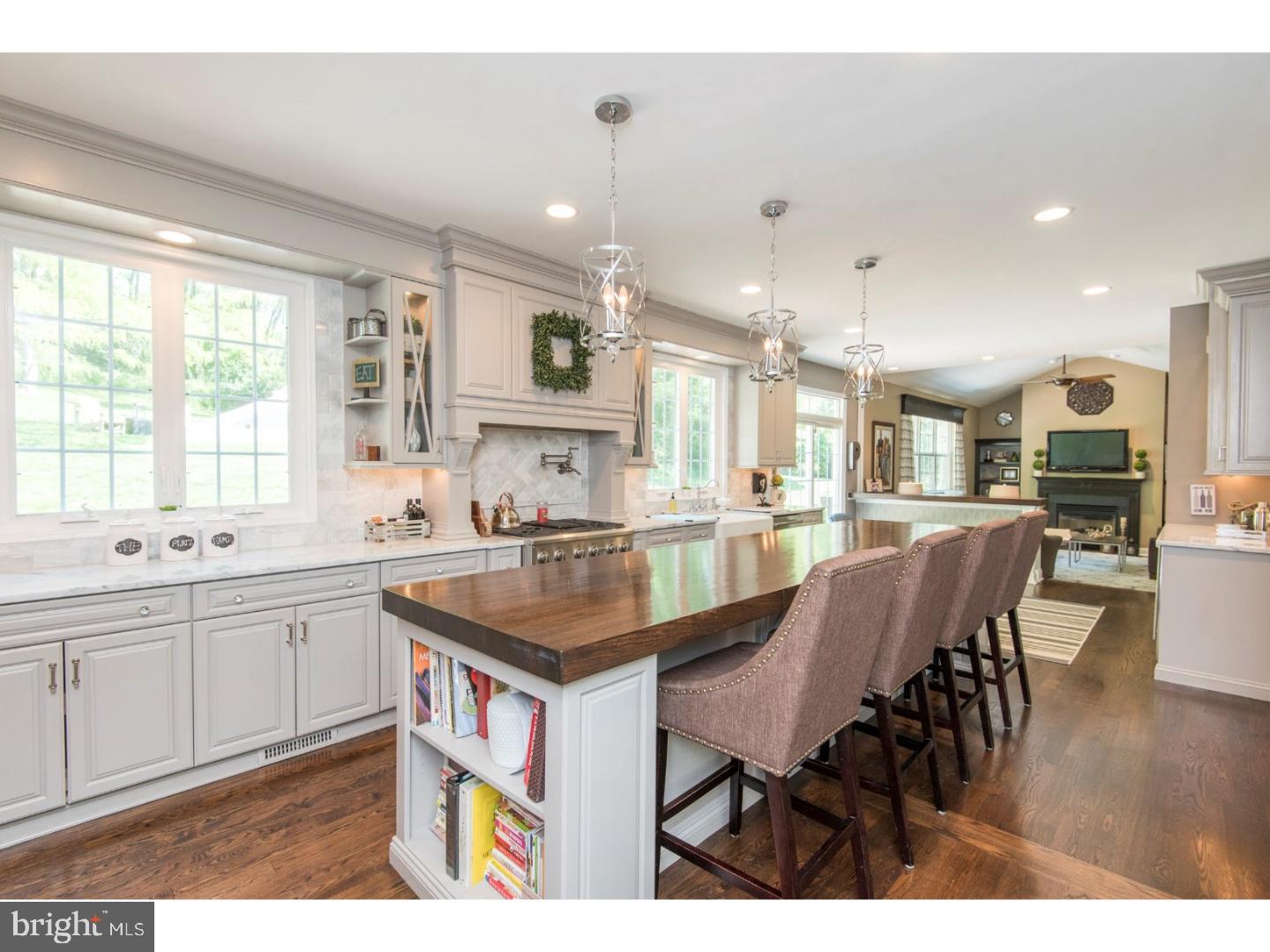 THE PINES - Residential