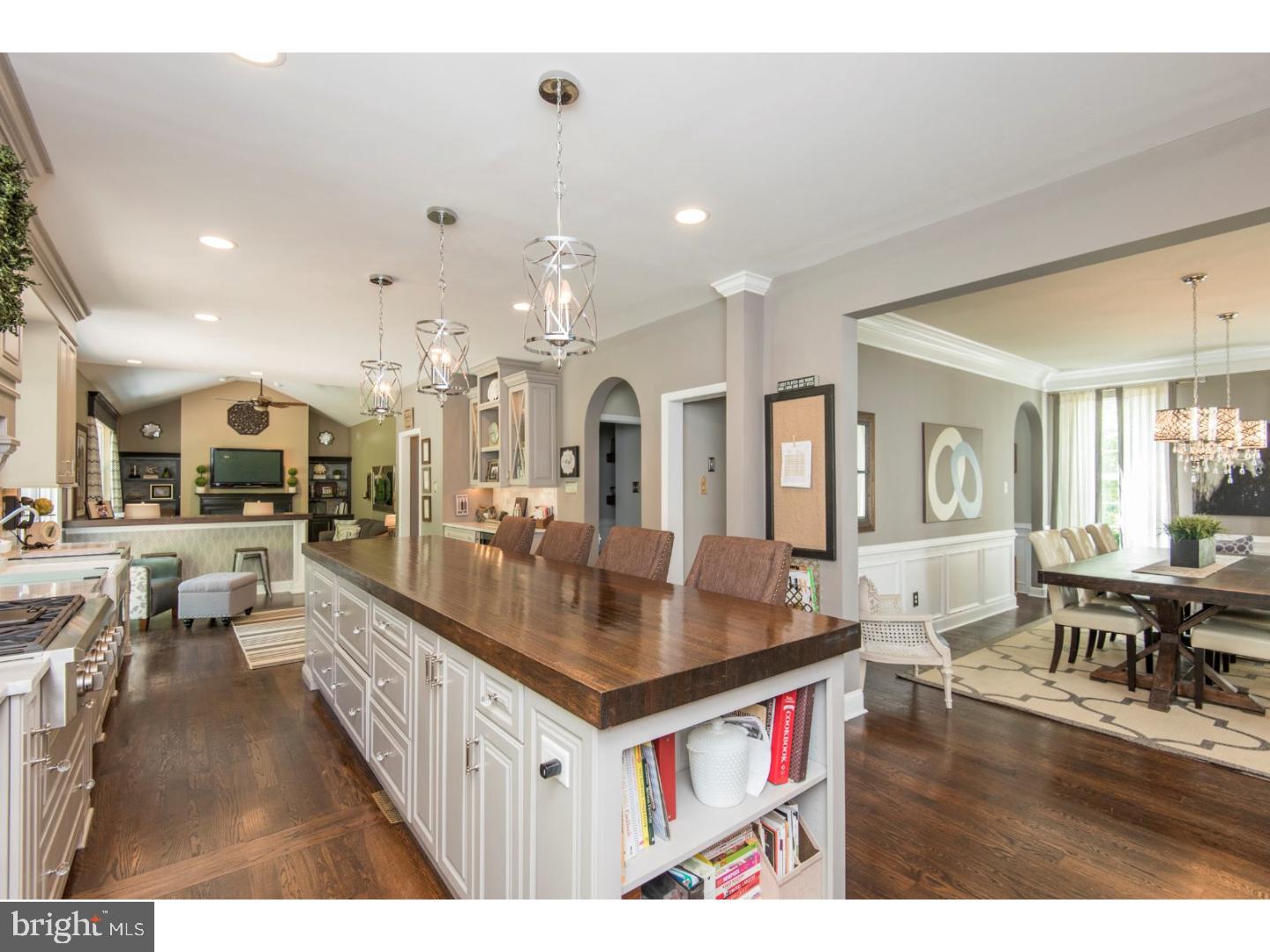 THE PINES - Residential