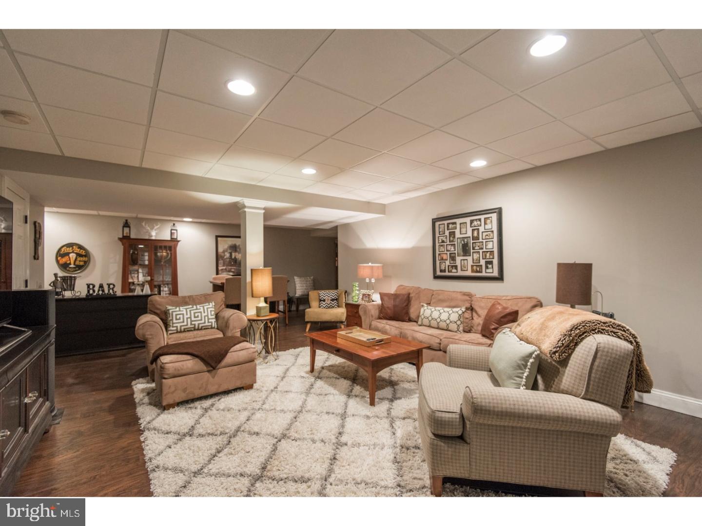 THE PINES - Residential