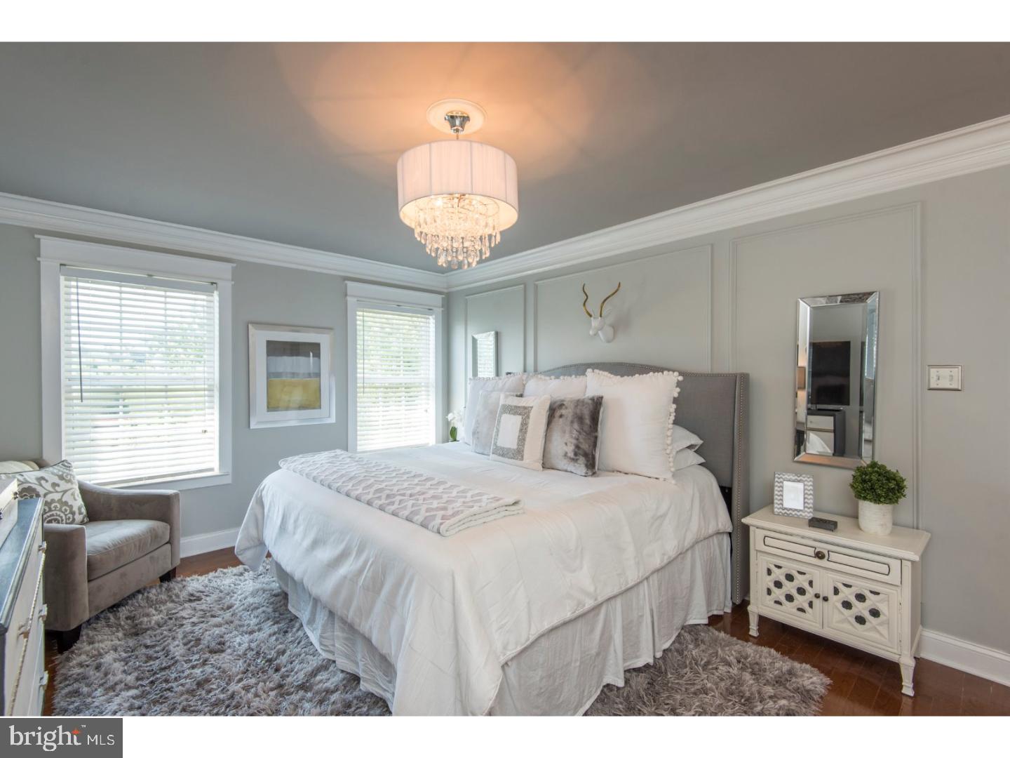 THE PINES - Residential