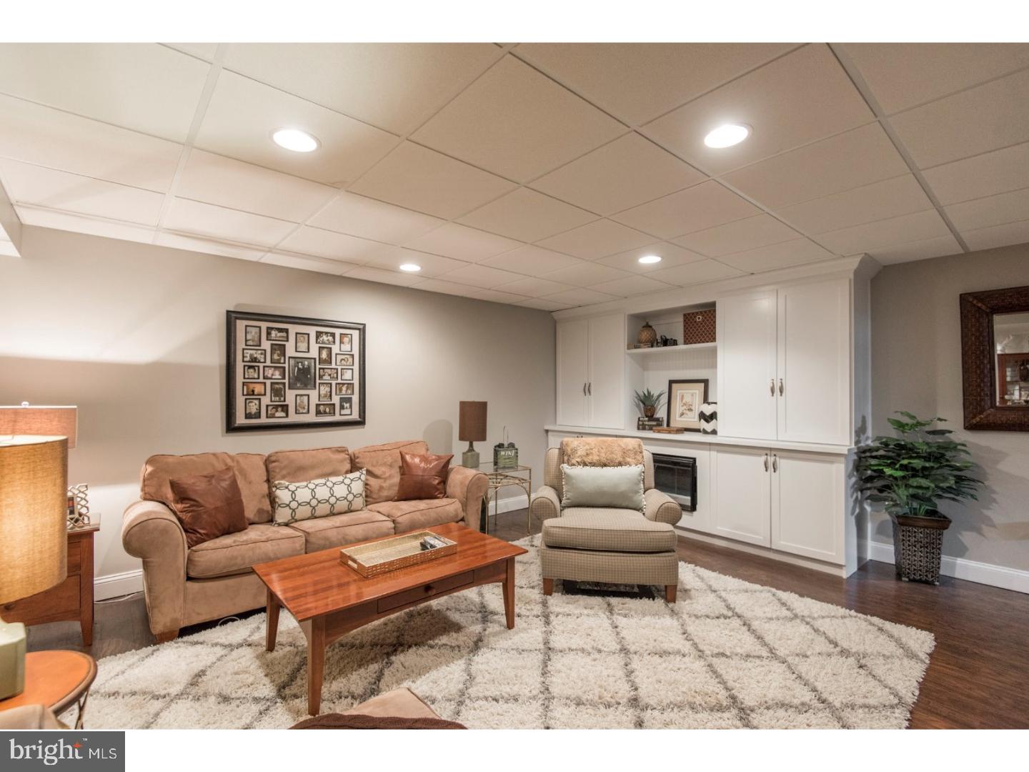 THE PINES - Residential