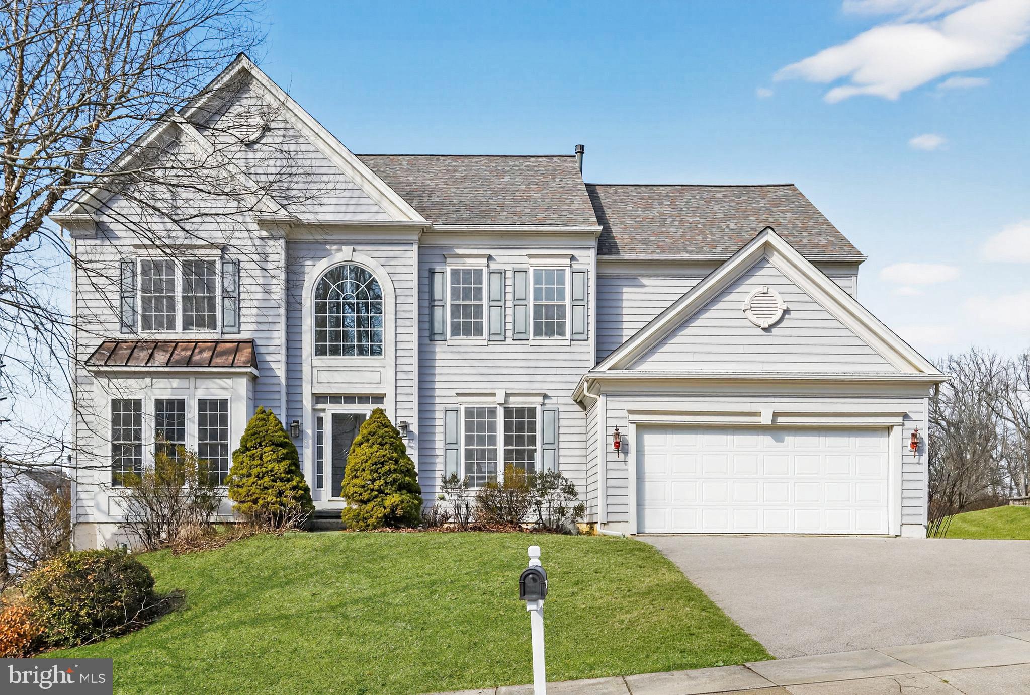 EAGLE HUNT - Residential