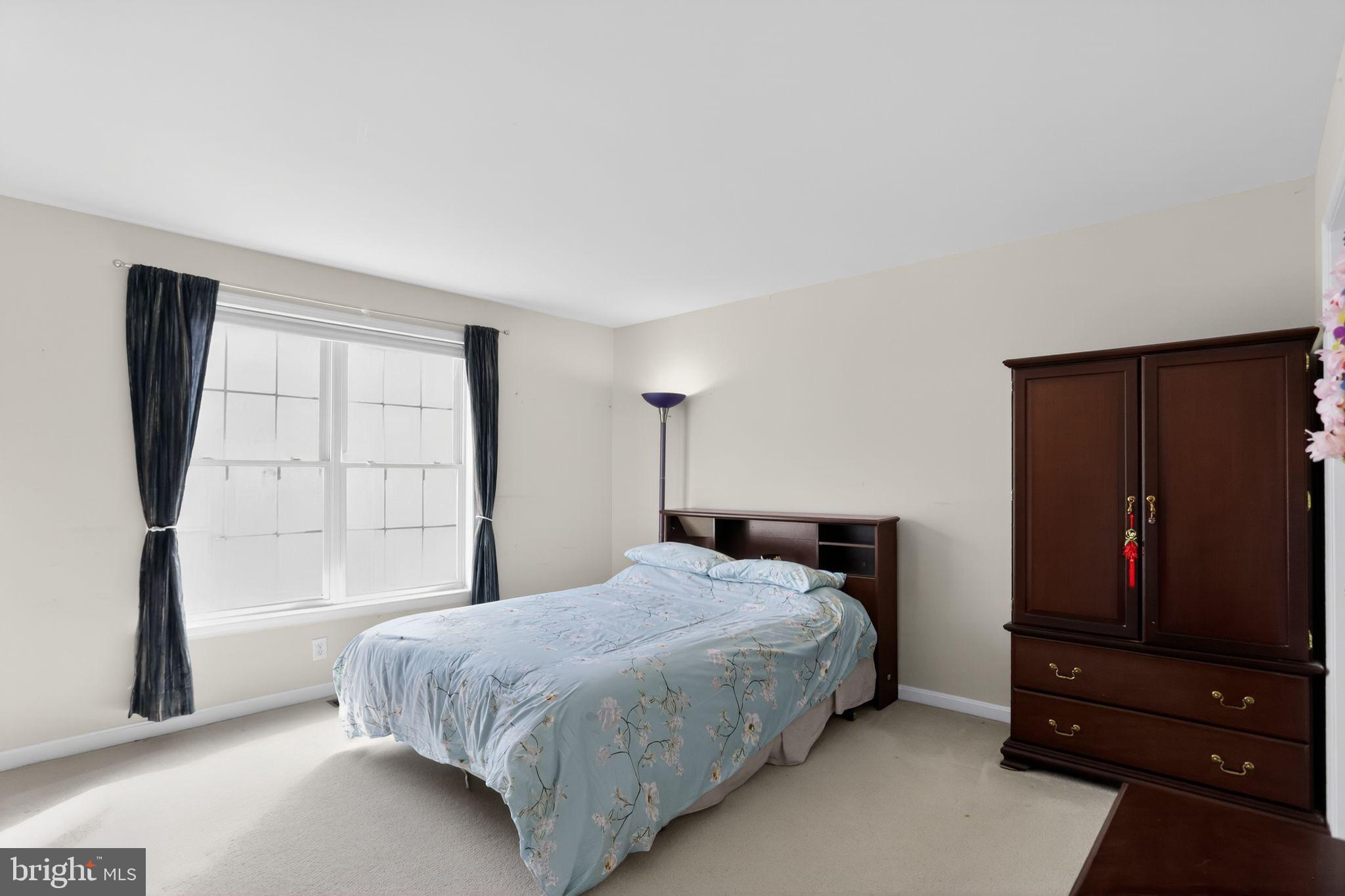 EAGLE HUNT - Residential