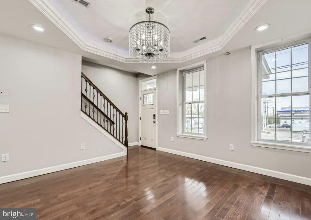 BROOKLYN - Residential